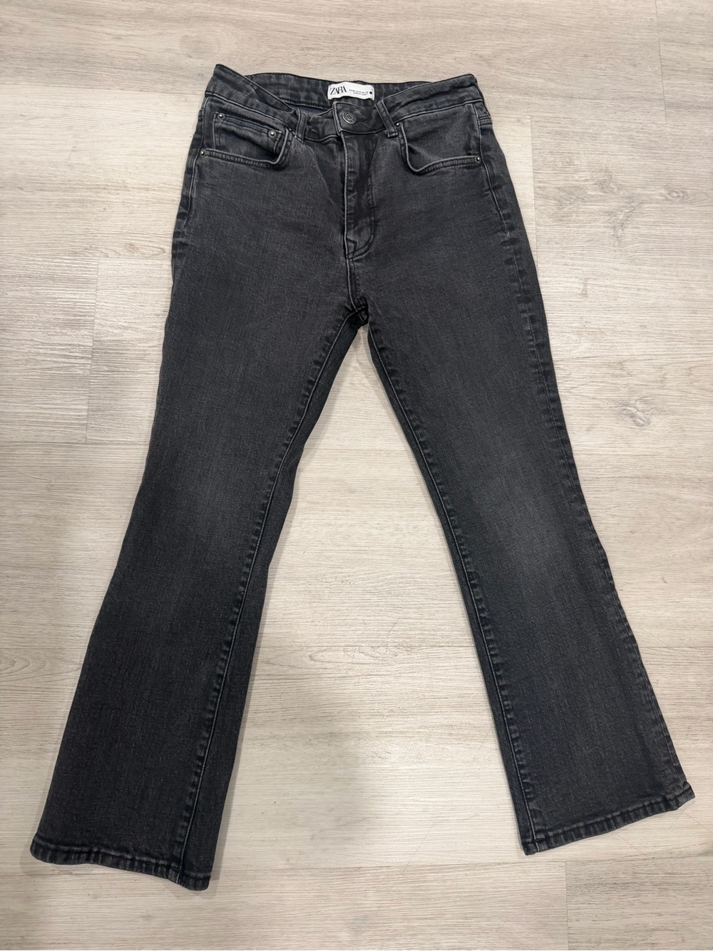 Zara Women's Charcoal Flare Jeans